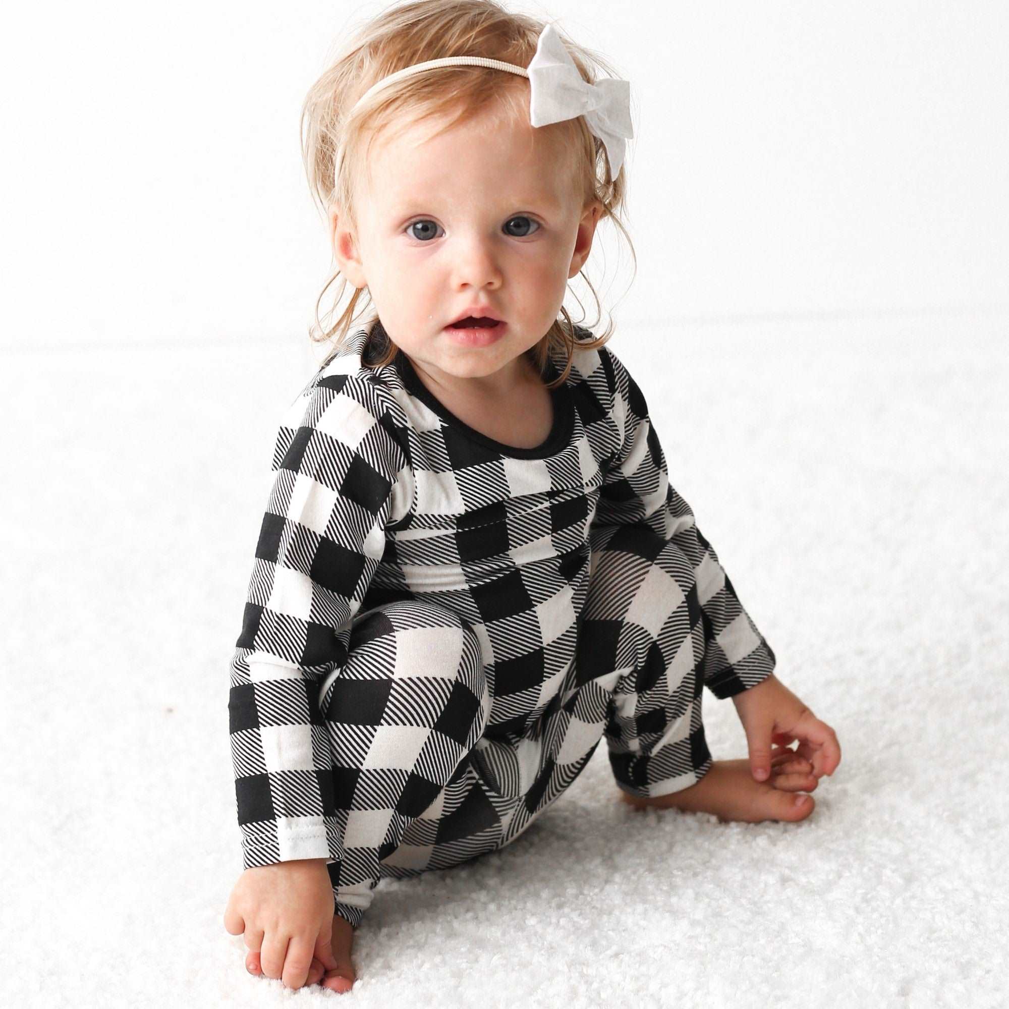 Bestaroo - Black & White Plaid Pajama