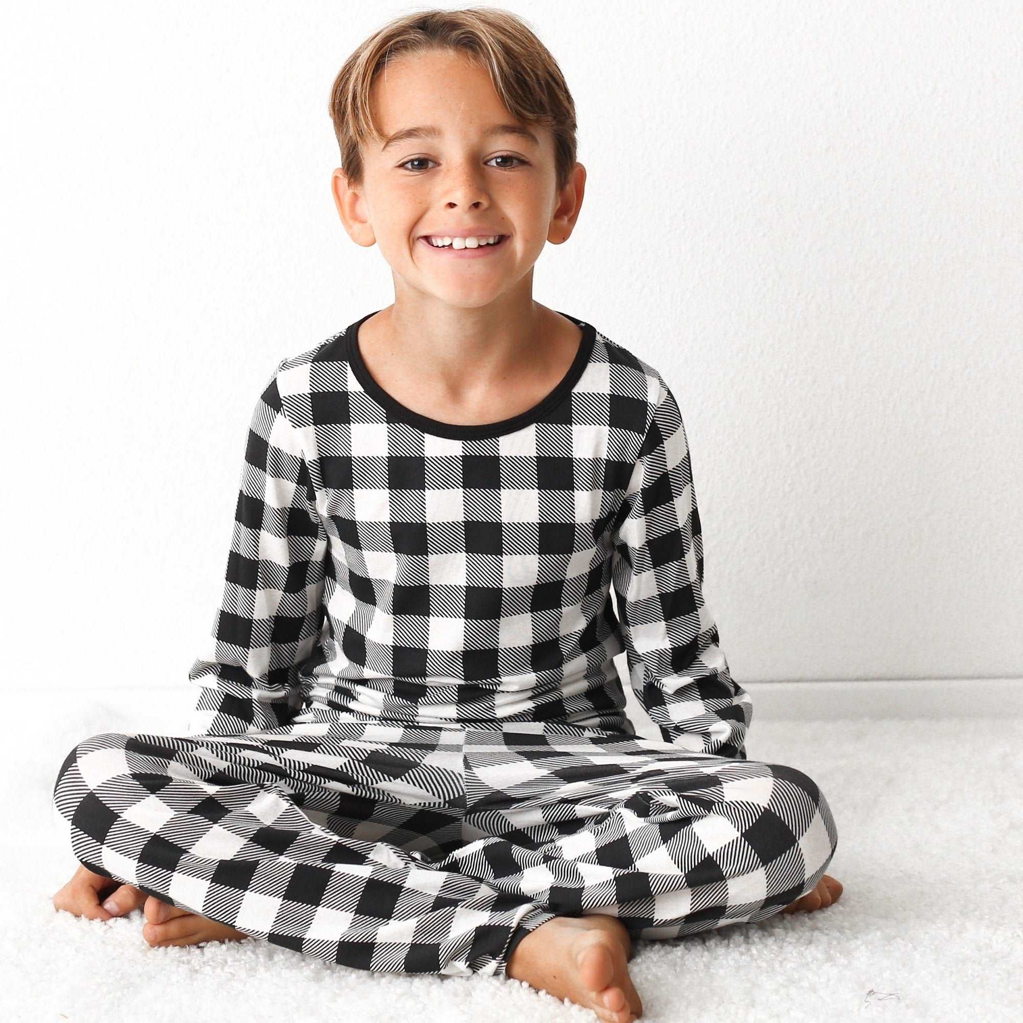 Bestaroo - Black & White Plaid Pajama