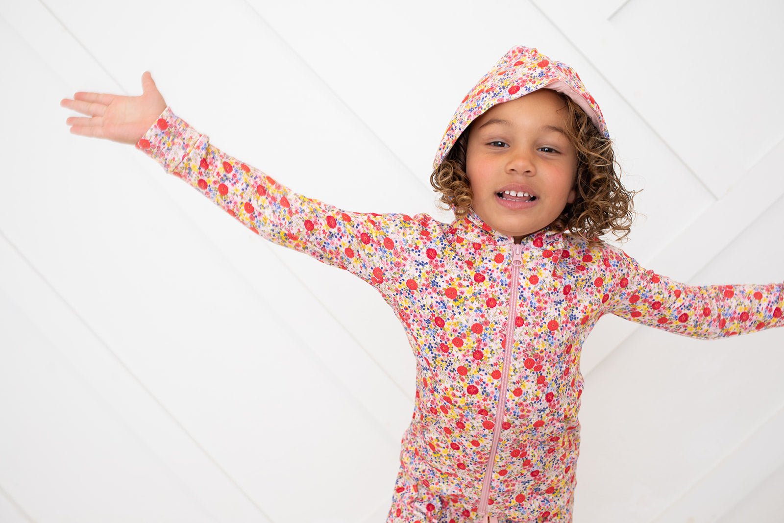 Bestaroo - Bamboo - Blush Bloom Zipper Hoodie