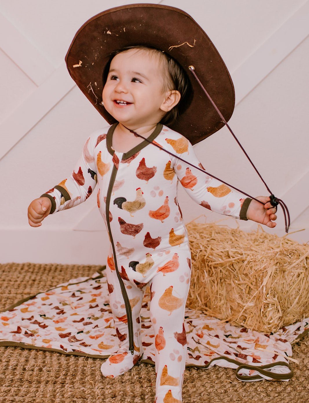 Bestaroo - Cooped up & Cozy Footie