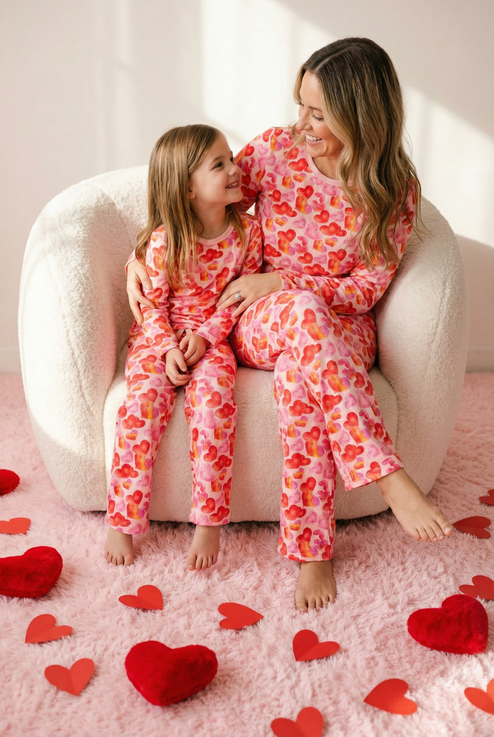 Love Hearts Women's Pajama Set