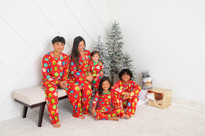 Ugly Sweater Party Women's Pajama Set - Bestaroo