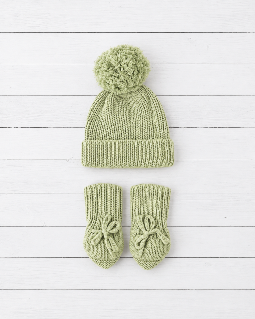 Bestaroo - Bamboo - Beanie &amp; Bootie Set Sage