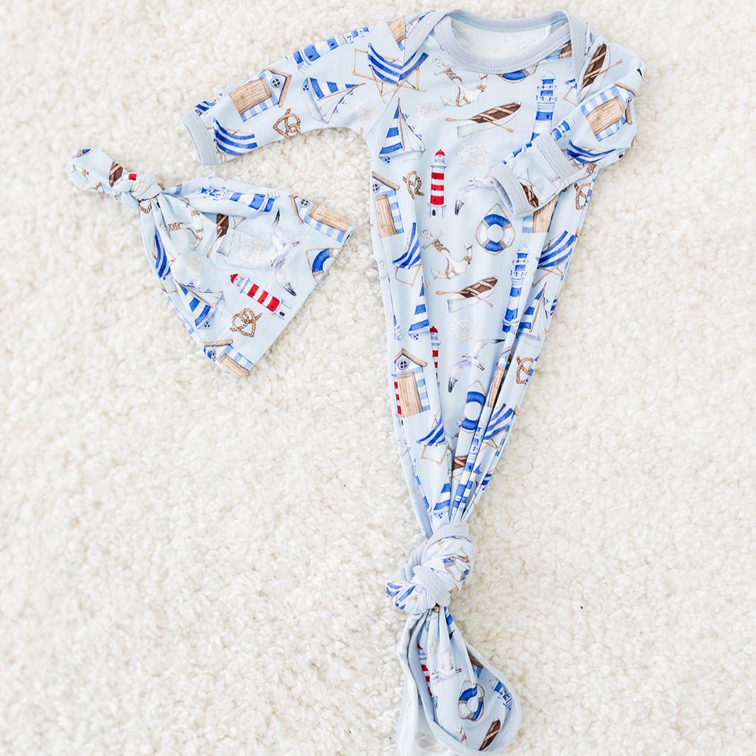 Bestaroo - Cape Cod Gown & Hat