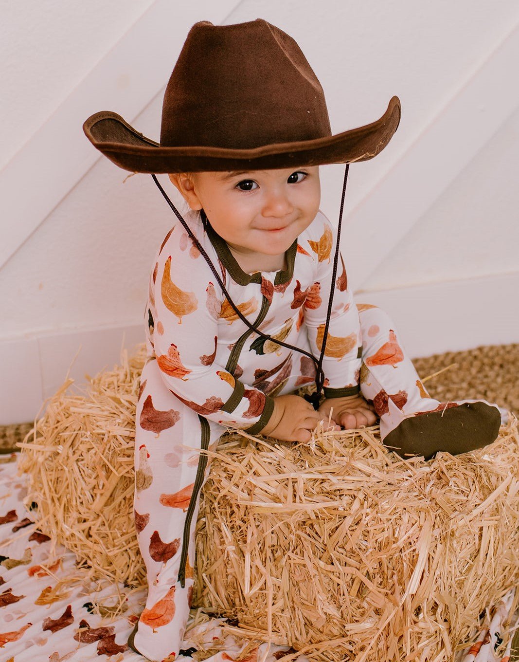 Bestaroo - Cooped up & Cozy Footie