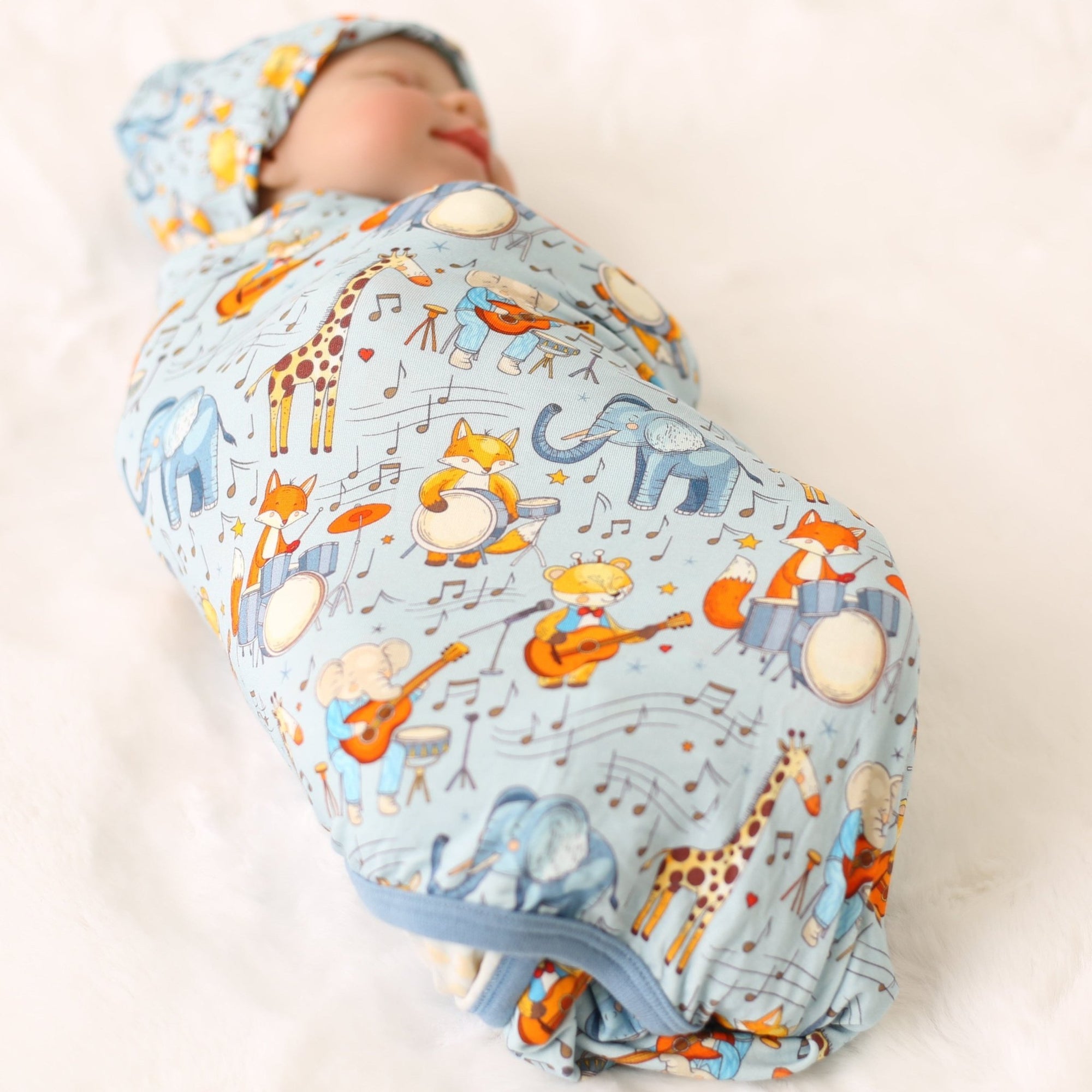 Bestaroo - Bamboo - Critter Concert Swaddle