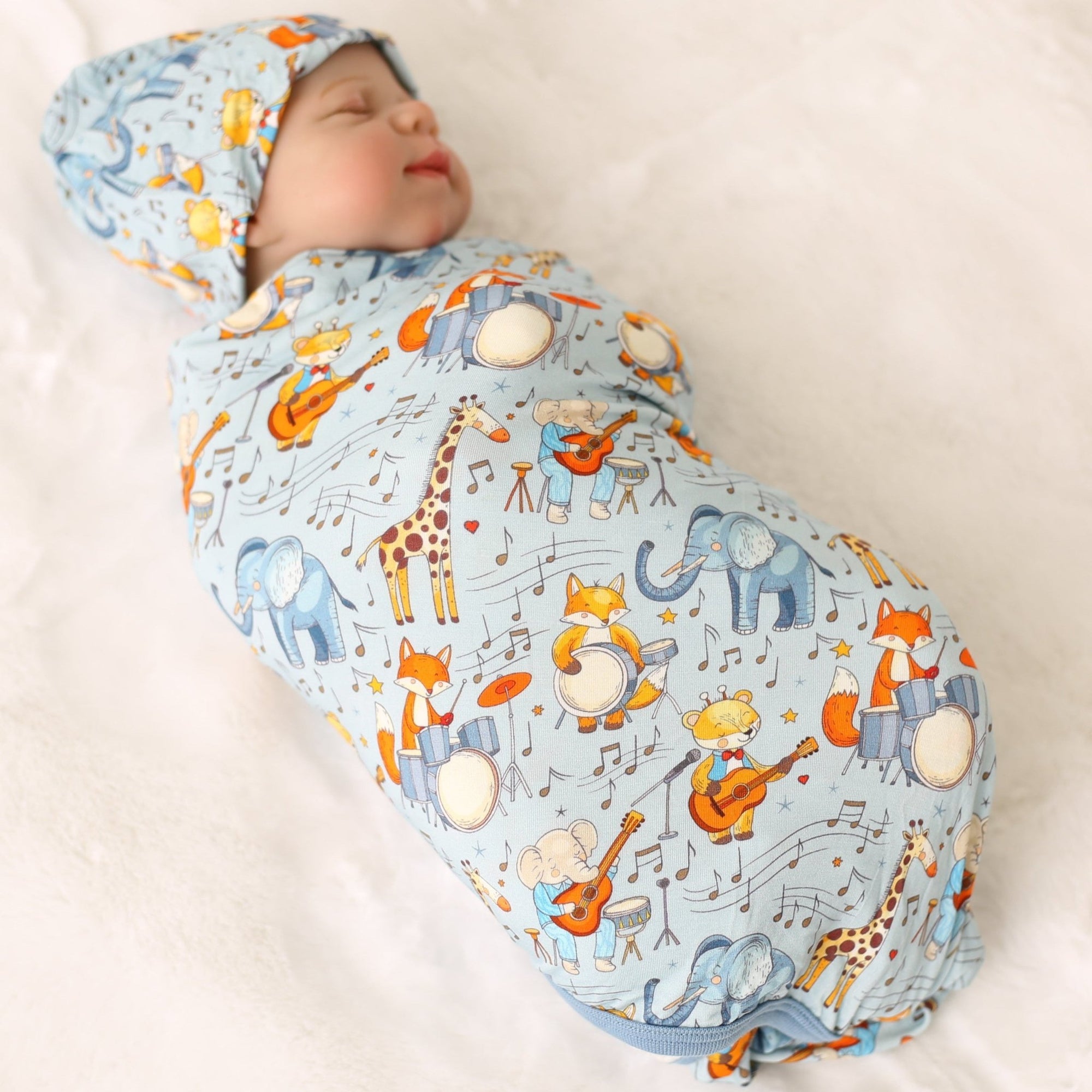 Bestaroo - Bamboo - Critter Concert Swaddle