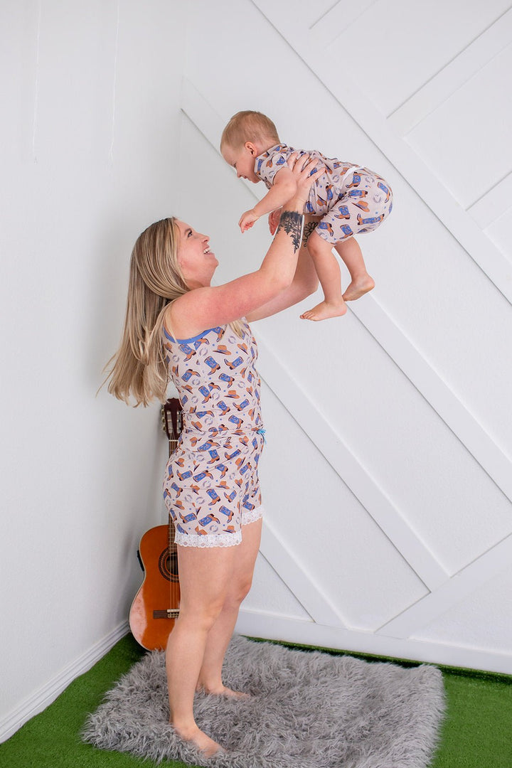 Bestaroo - Cuddle Up Cowboy Mom Shorts set