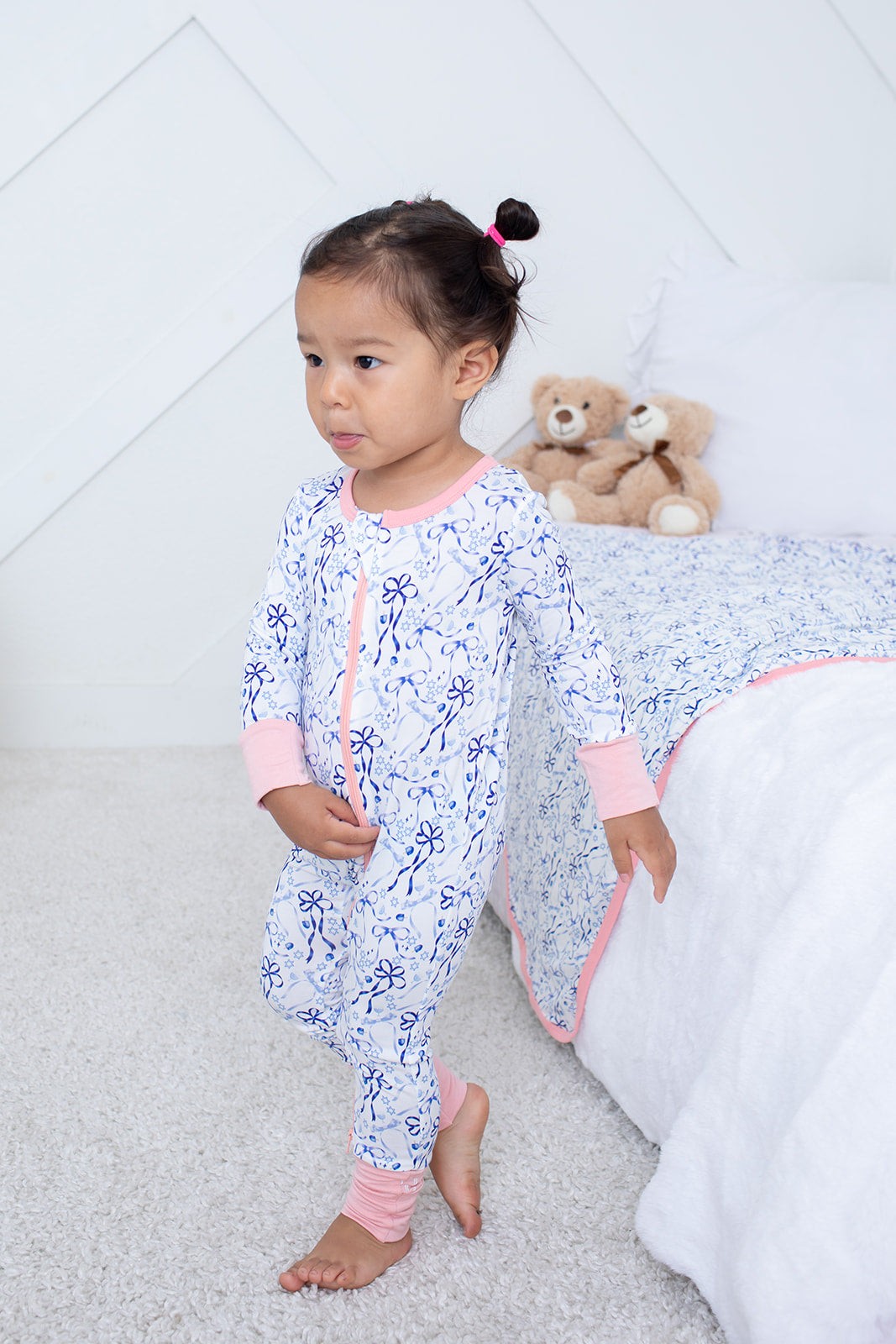 Bestaroo - Bamboo - Dreidel Bows Convertible Coverall