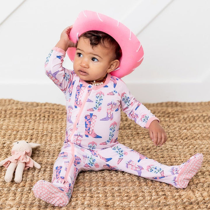 Bestaroo - Giddy Up Footie