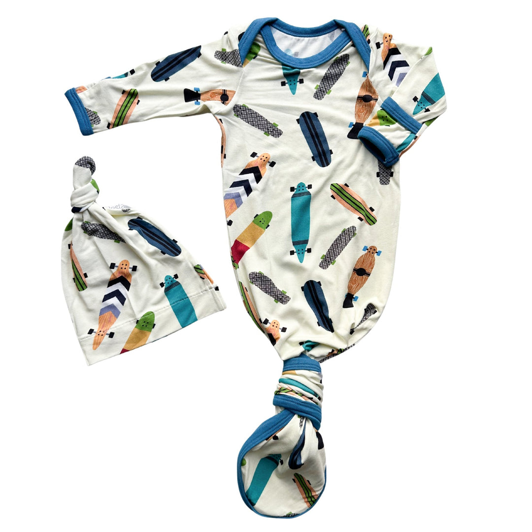 Bestaroo - Longboard Gown & Hat