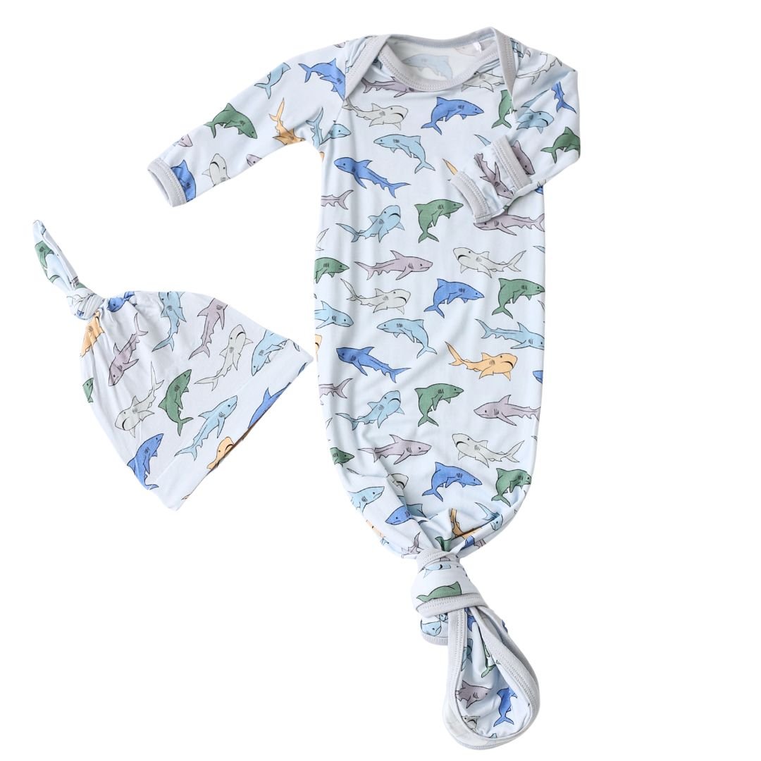 Bestaroo - Bamboo - Shark Snuggles Gown & Hat