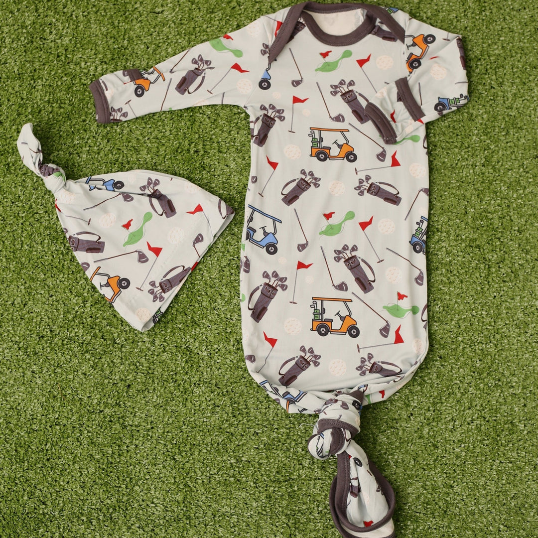 Bestaroo - Sleepy Masters gown and hat