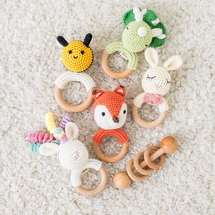 Bestaroo - Wooden Crochet Rattle