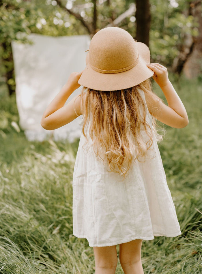 Bestaroo - farrah dress in off white