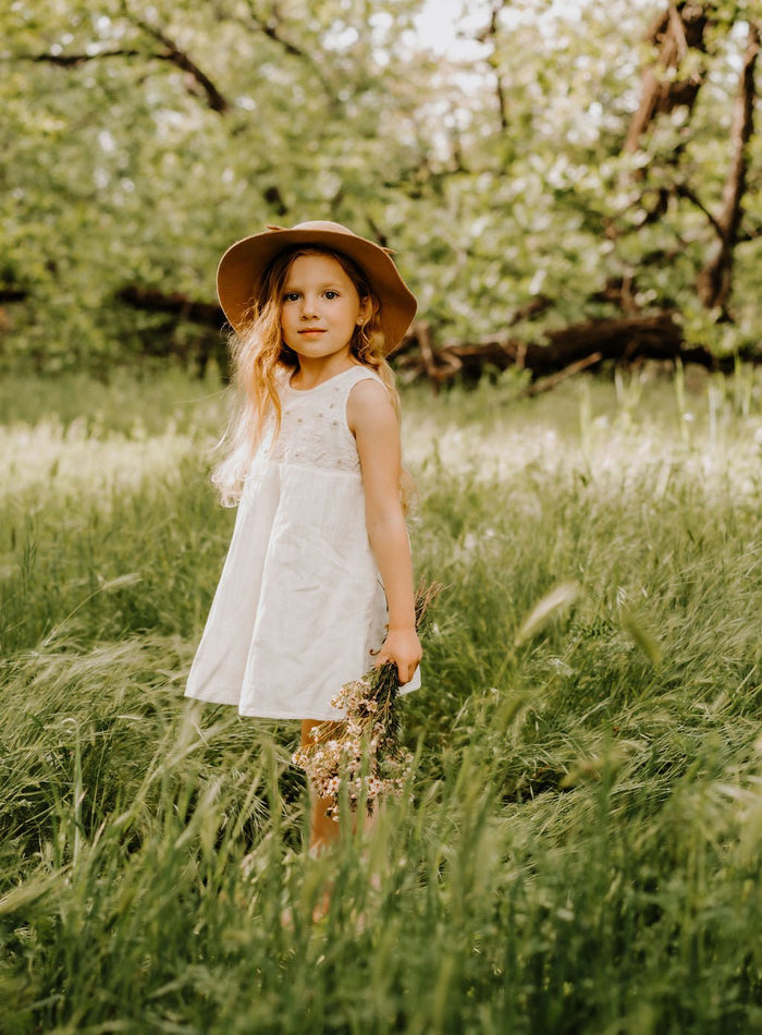 Bestaroo - farrah dress in off white