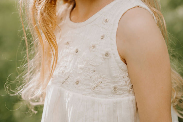 Bestaroo - farrah dress in off white