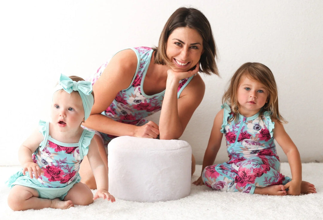 Bestaroo - Floral Magenta Aqua Splash Women's Short Loungewear