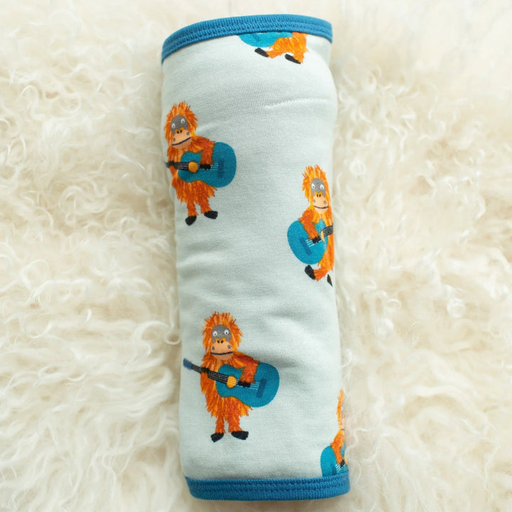 Bestaroo - Bamboo - Guitar Playing Gorilla Swaddle