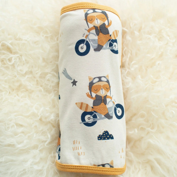 Bestaroo - Bamboo - Moto Raccoon Swaddle