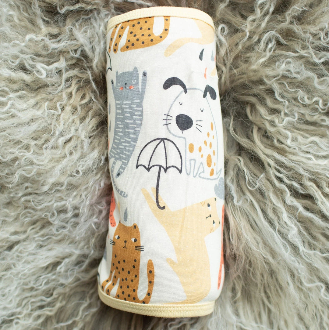 Bestaroo - Raining Cats & Dogs Swaddle